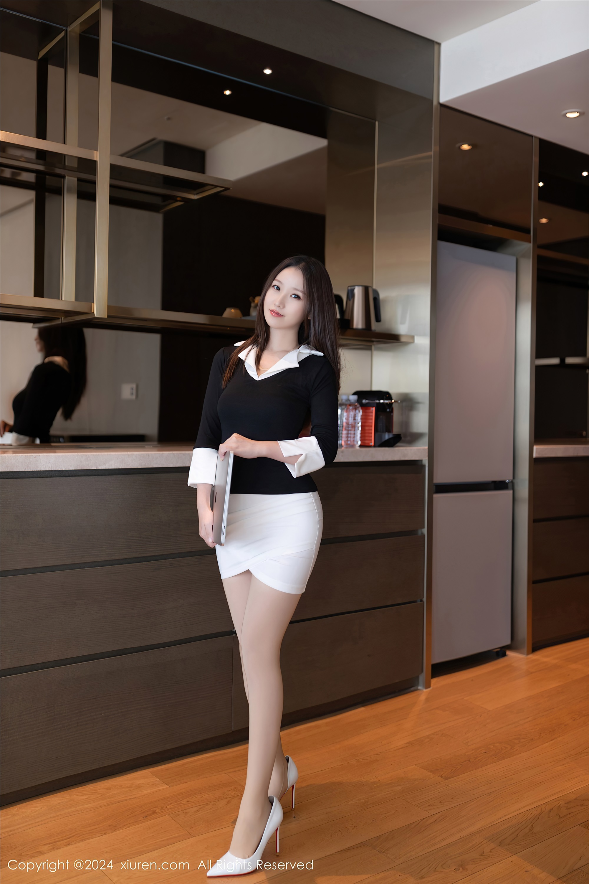 Xiuren秀人网 2024.12.12 NO.9587 杏子Yada